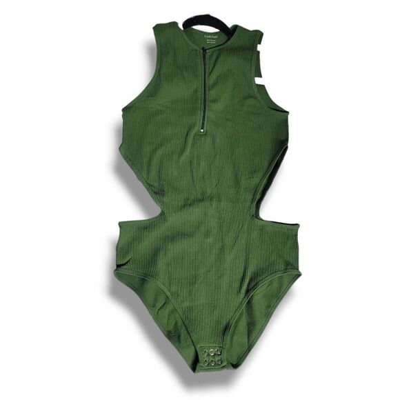 UNIIKSTUFF GREEN cutout ribbed bodysuit NWOT M/L stretchy - Picture 2 of 6